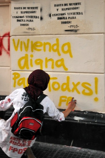 2010-12-14_Buenos_Aires_manif_prosquatters-n.jpg